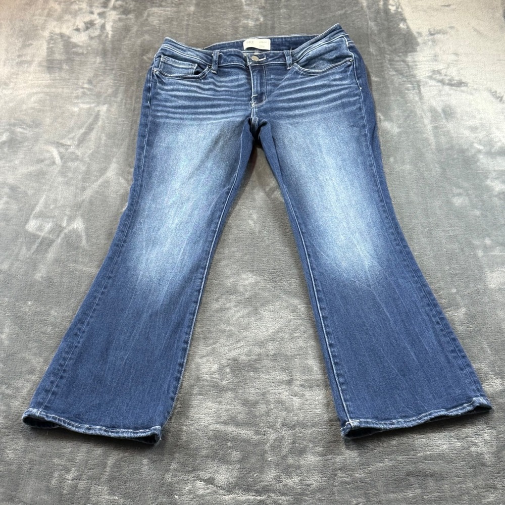 BKE Stella Slim Fit Low Rise Bootcut Jeans Medium Wash 32x29 Womens Mid Rise